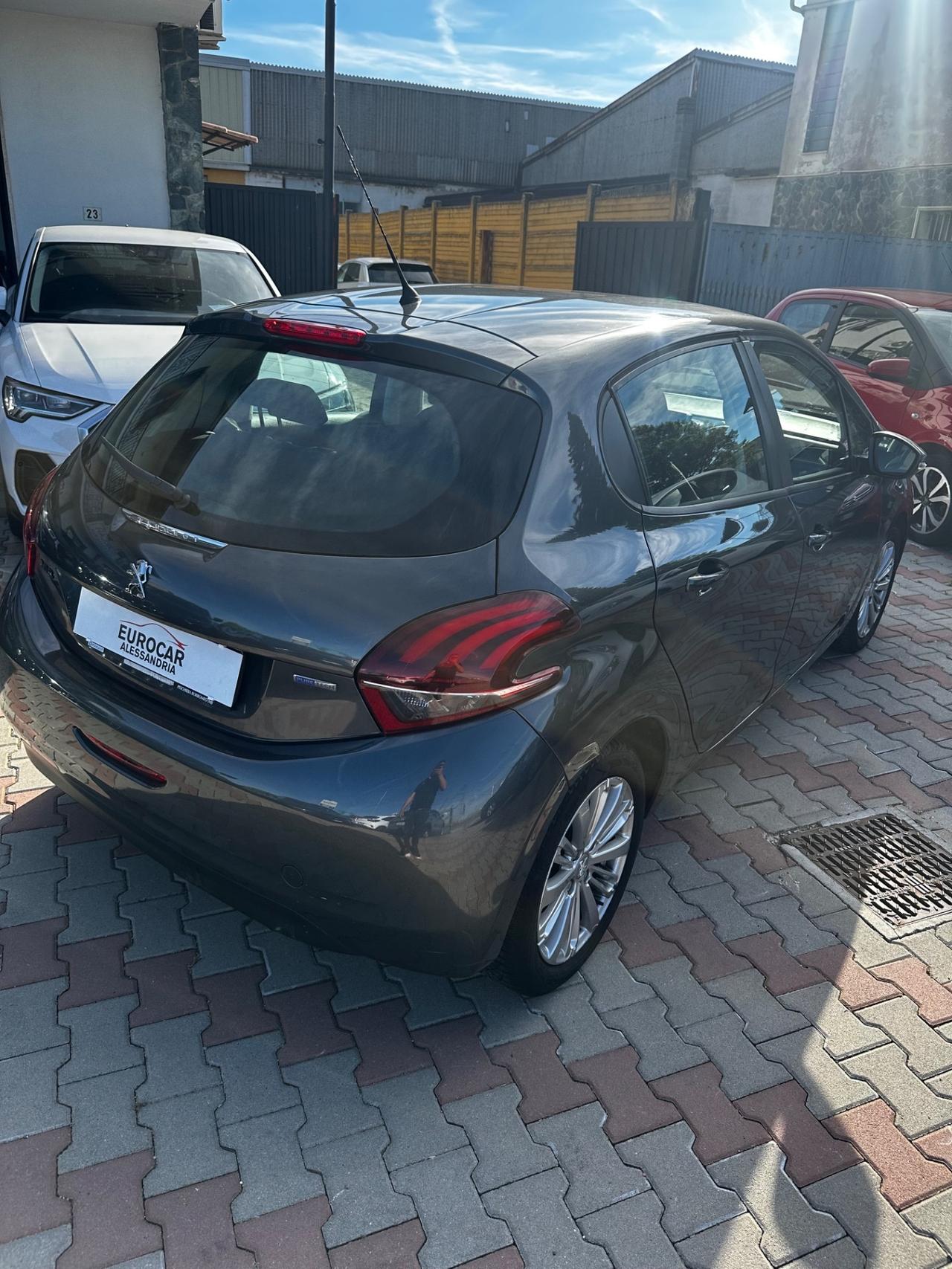 Peugeot 208 PureTech 82 5 porte Access