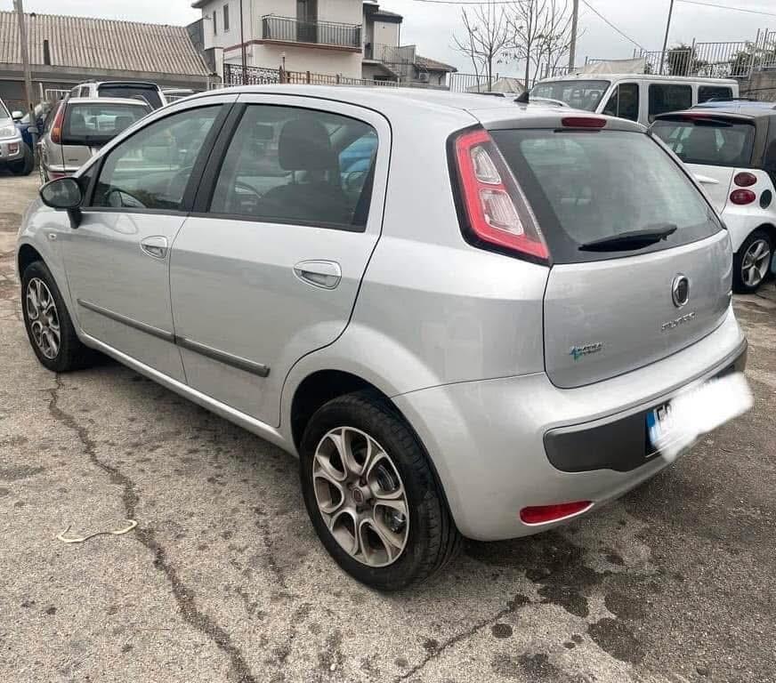Fiat Punto 1.3 MJT II 75 CV 3 porte Street