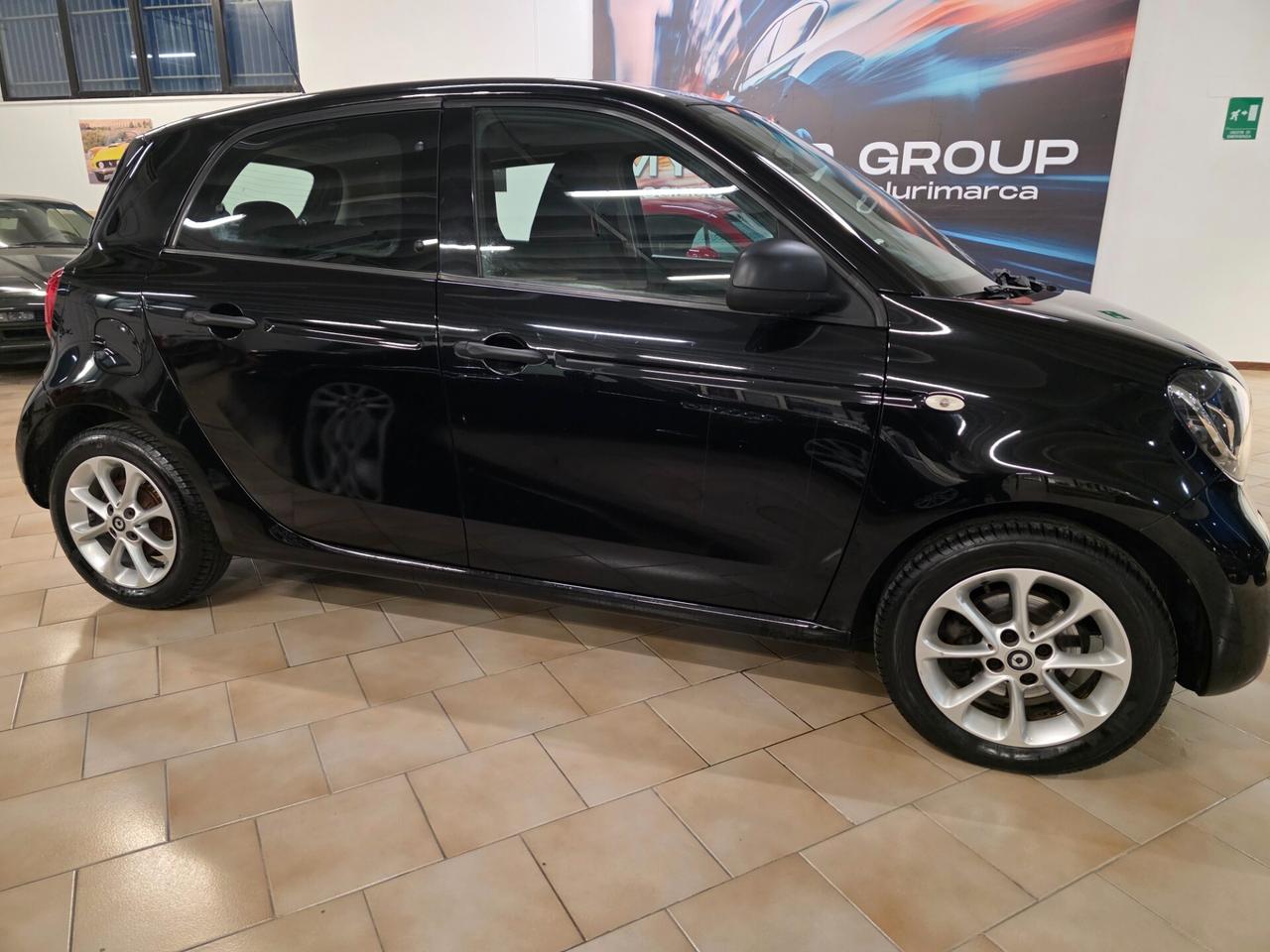 Smart ForFour 70 1.0 Youngster