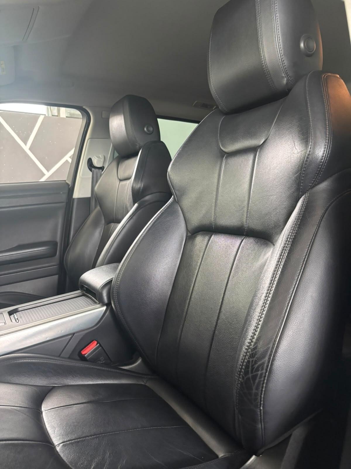 Land Rover Range Evoque 2.0 TD4 150 CV 5p. Business Edition Pure