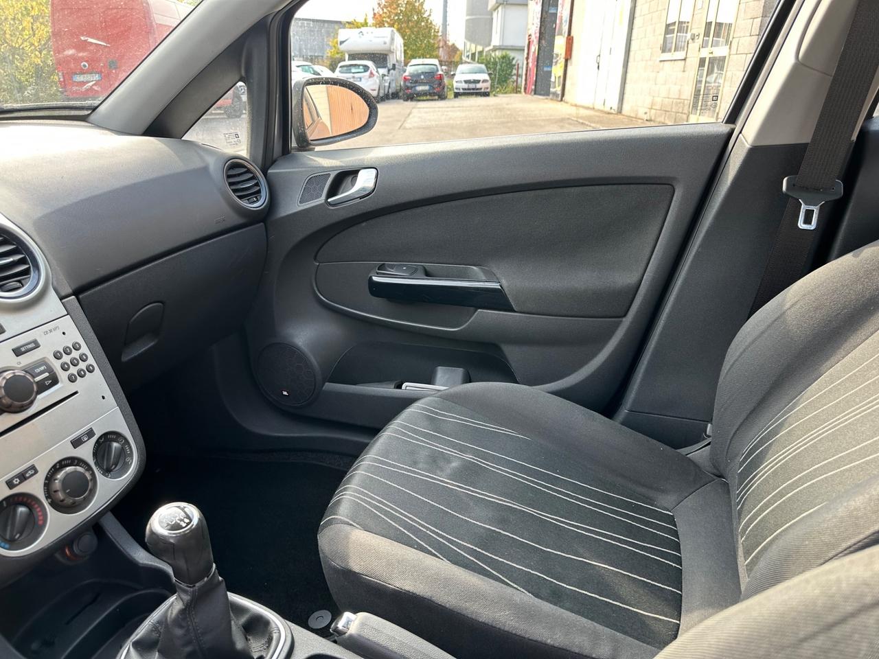 Opel Corsa 1.2 80CV 5 porte GPL-TECH Enjoy