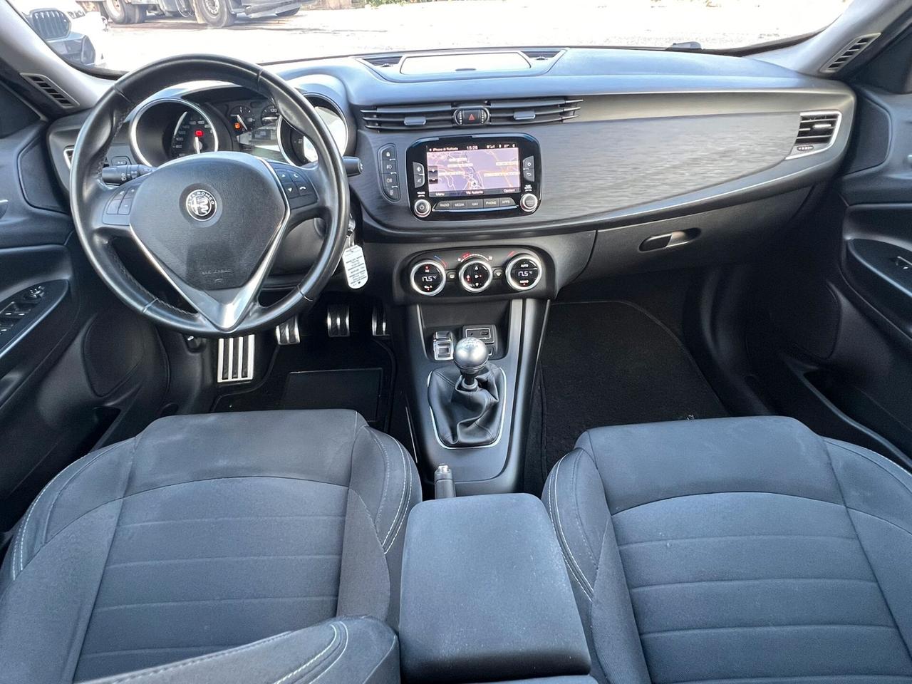 Alfa Romeo Giulietta 1.6 JTDm 120 CV NAVI XENO CERCHI
