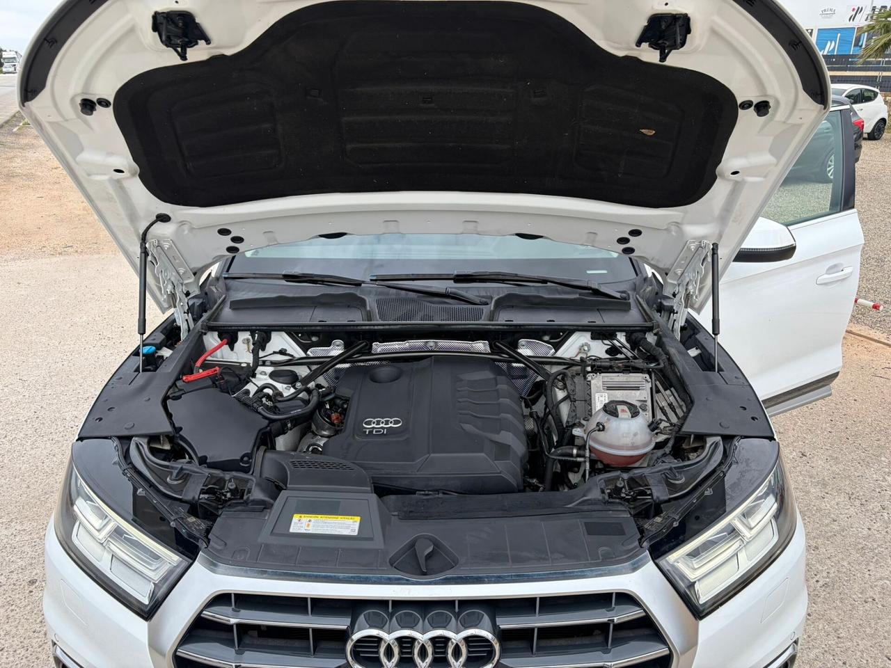 Audi Q5 2.0 TDI 190 CV quattro S tronic Business Sport