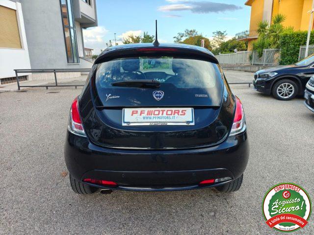 LANCIA Ypsilon 1.0 FireFly 5 porte S&S Hybrid Gold