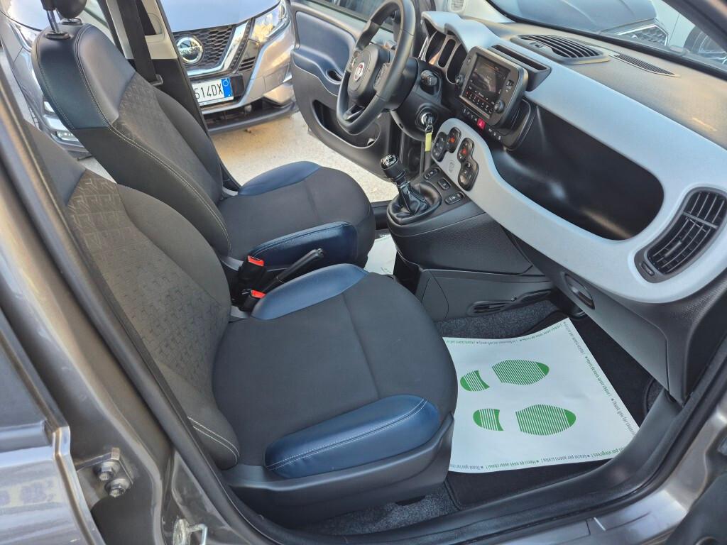 Fiat Panda CROSS 1.0 FireFly CROSS Hybrid