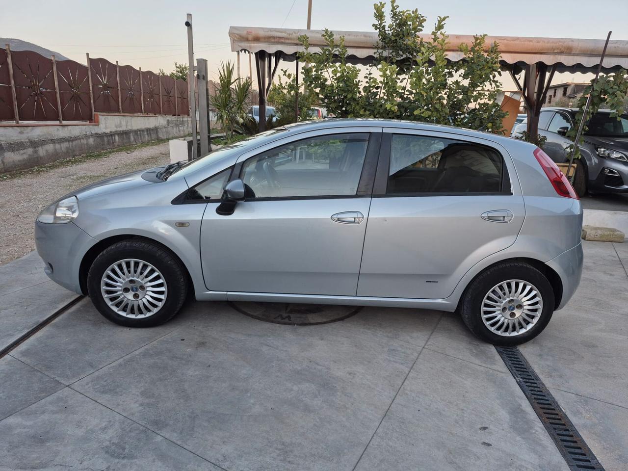 Fiat Grande Punto 1.3 MJT 75 CV 5 porte Dynamic