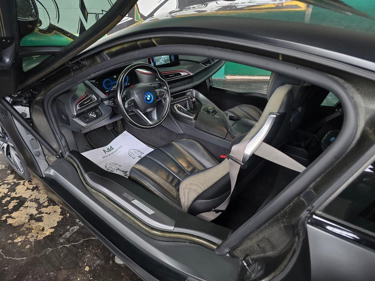 BMW i8 Protonic Frozen Black Edition