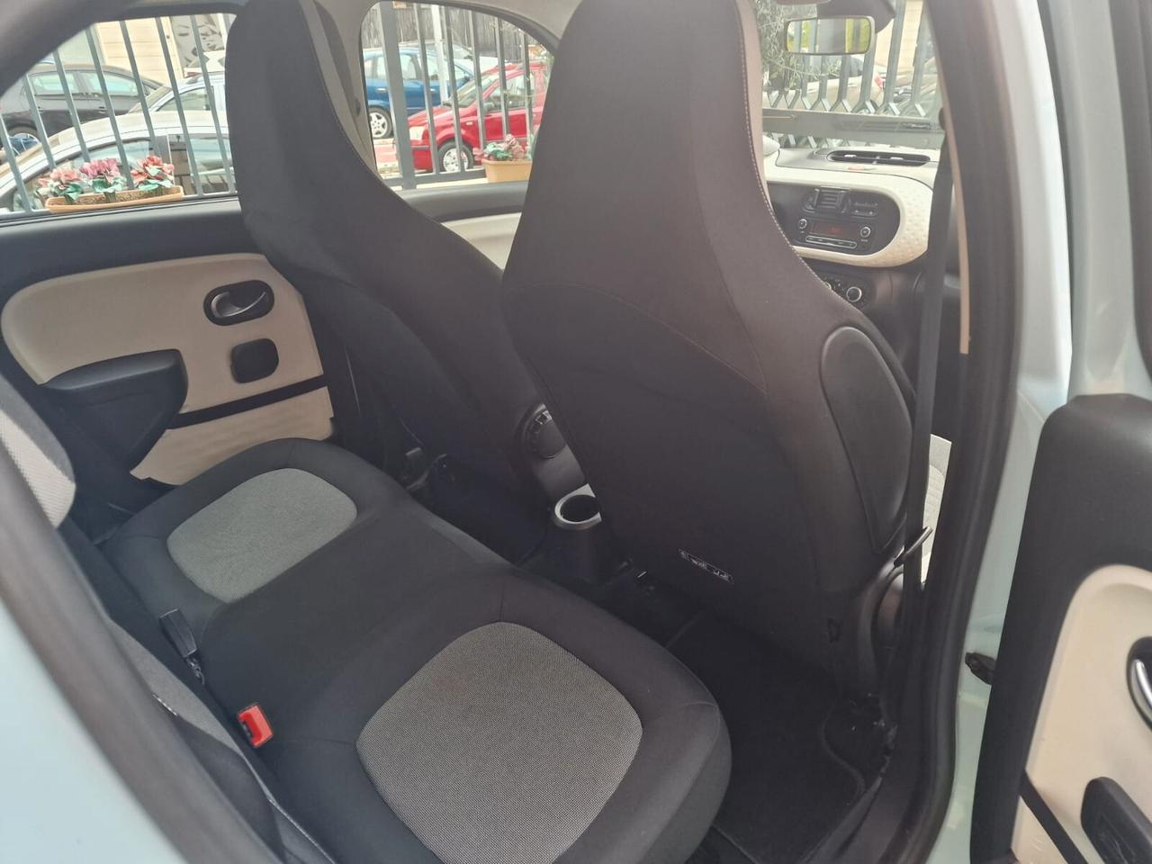 Renault Twingo SCe 65 CV limited