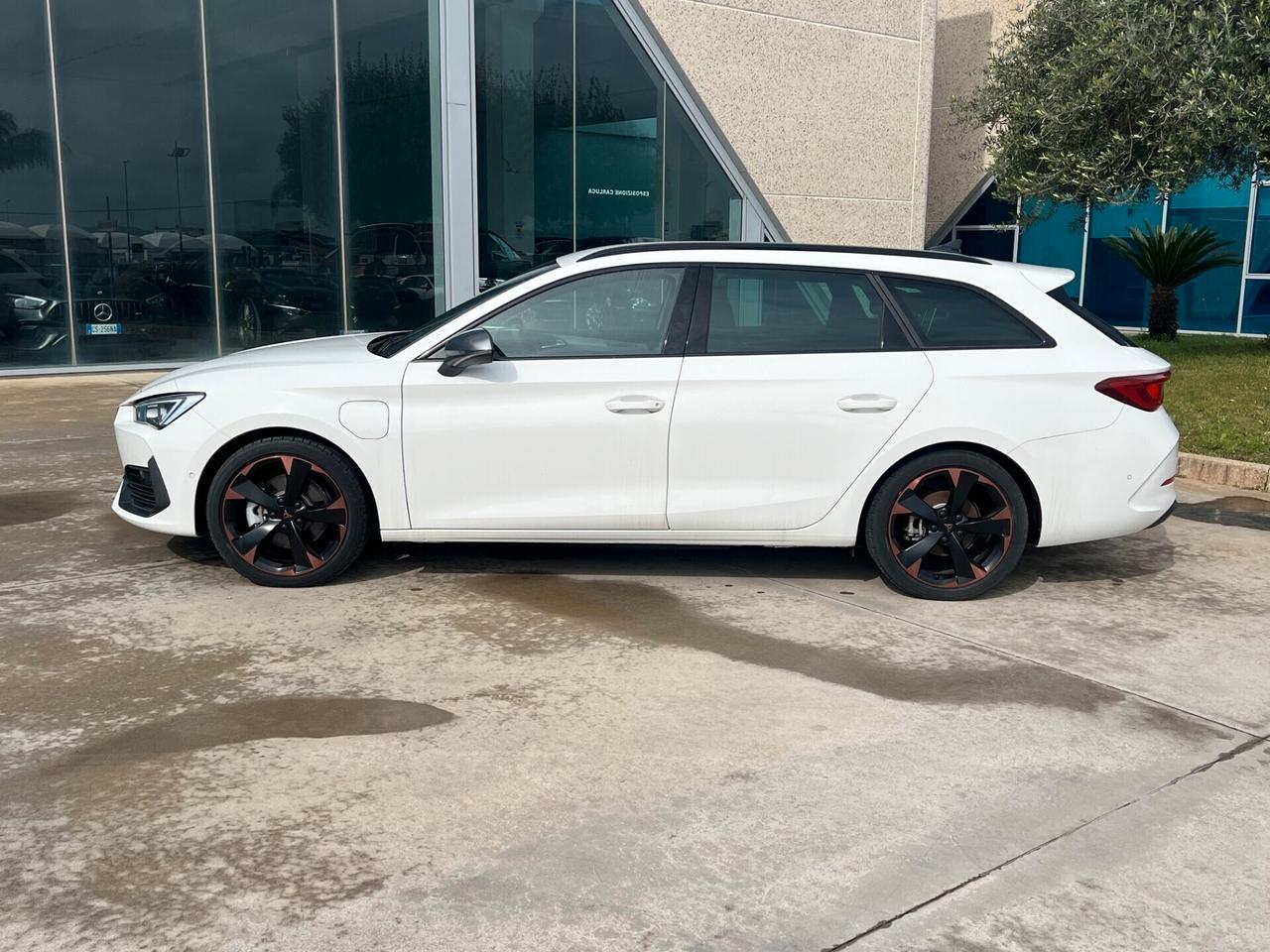 Cupra Leon Sportstourer 1.4 e-HYBRID 204 CV DSG - SUPER OFFERTA T-STOCK