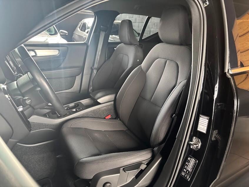 Volvo XC40 T5 Recharge Plug-in Hybrid Inscription Expression IVA ESPOSTA