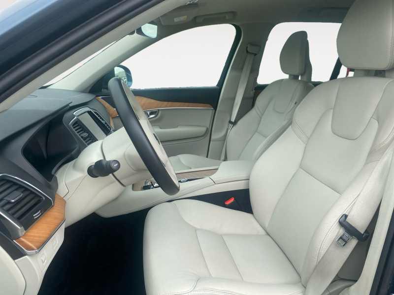 VOLVO XC90 2.0 b5 Momentum AwD GearTr.