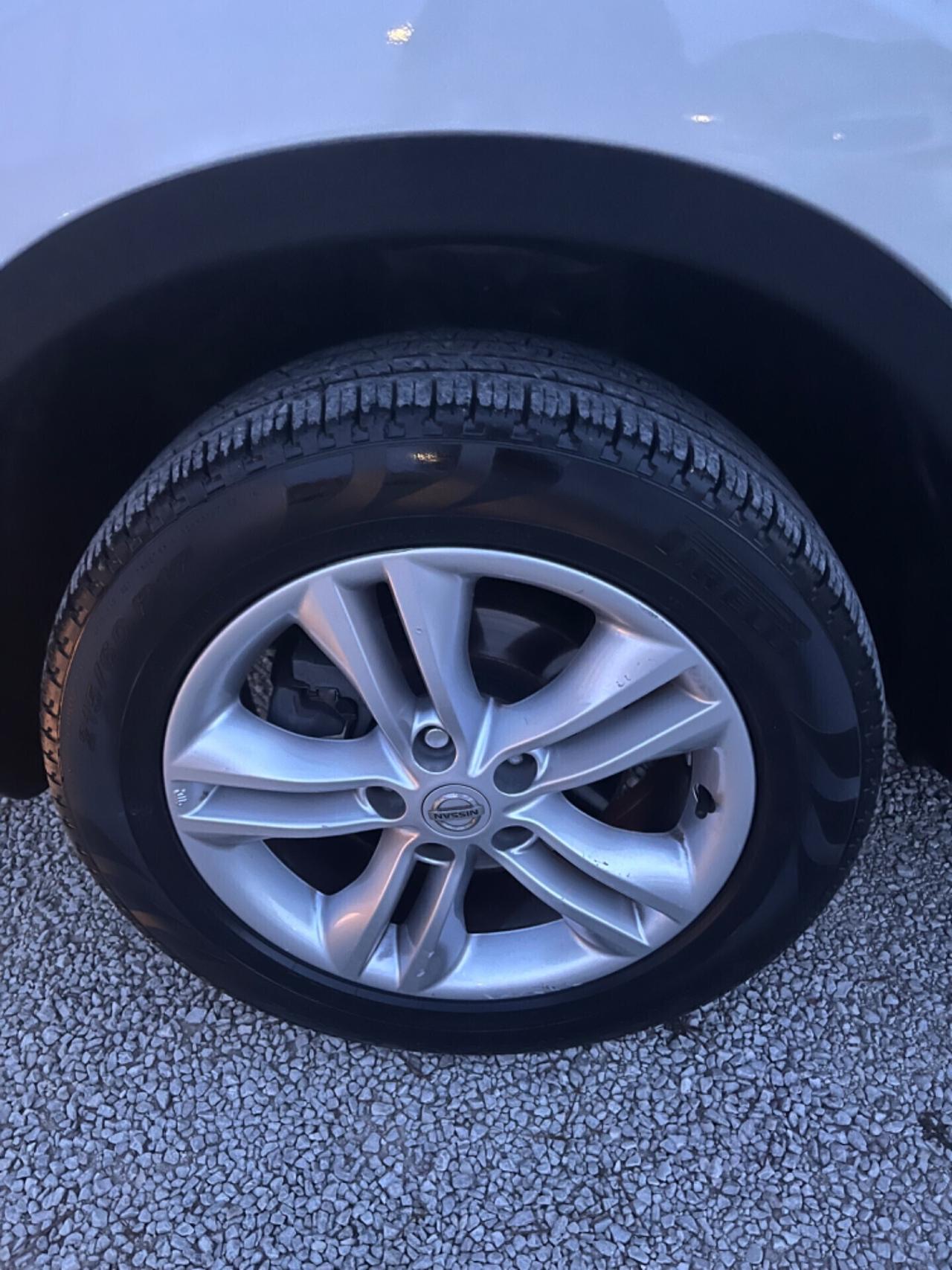 Nissan Qashqai 1.5 dCi PERFETTA SI NEOPATENTATI