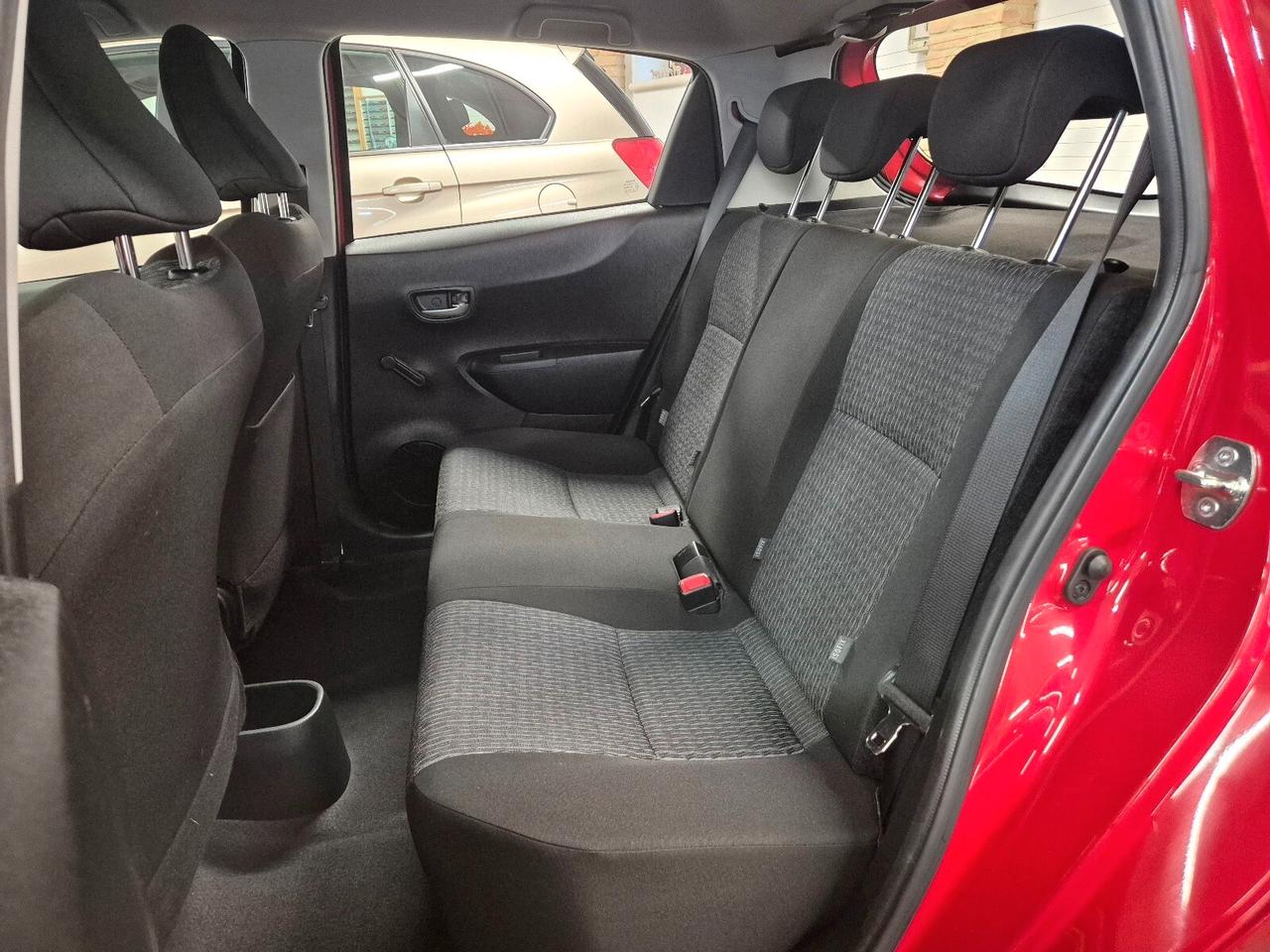 Toyota Yaris 1.0 5 porte Lounge