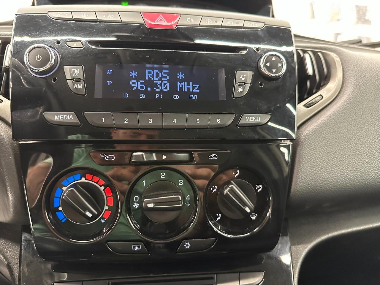 Lancia Ypsilon 1.2 69CV GPL-NEOPATENTANTI-KM CERTIFICATI-PERMUTE