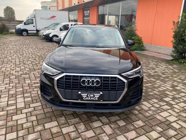 AUDI Q3 2.0 TDI 150 CV Business