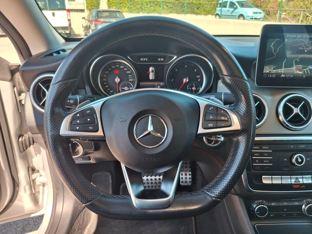 Mercedes CLA 220 d Automatica AMG - 2019