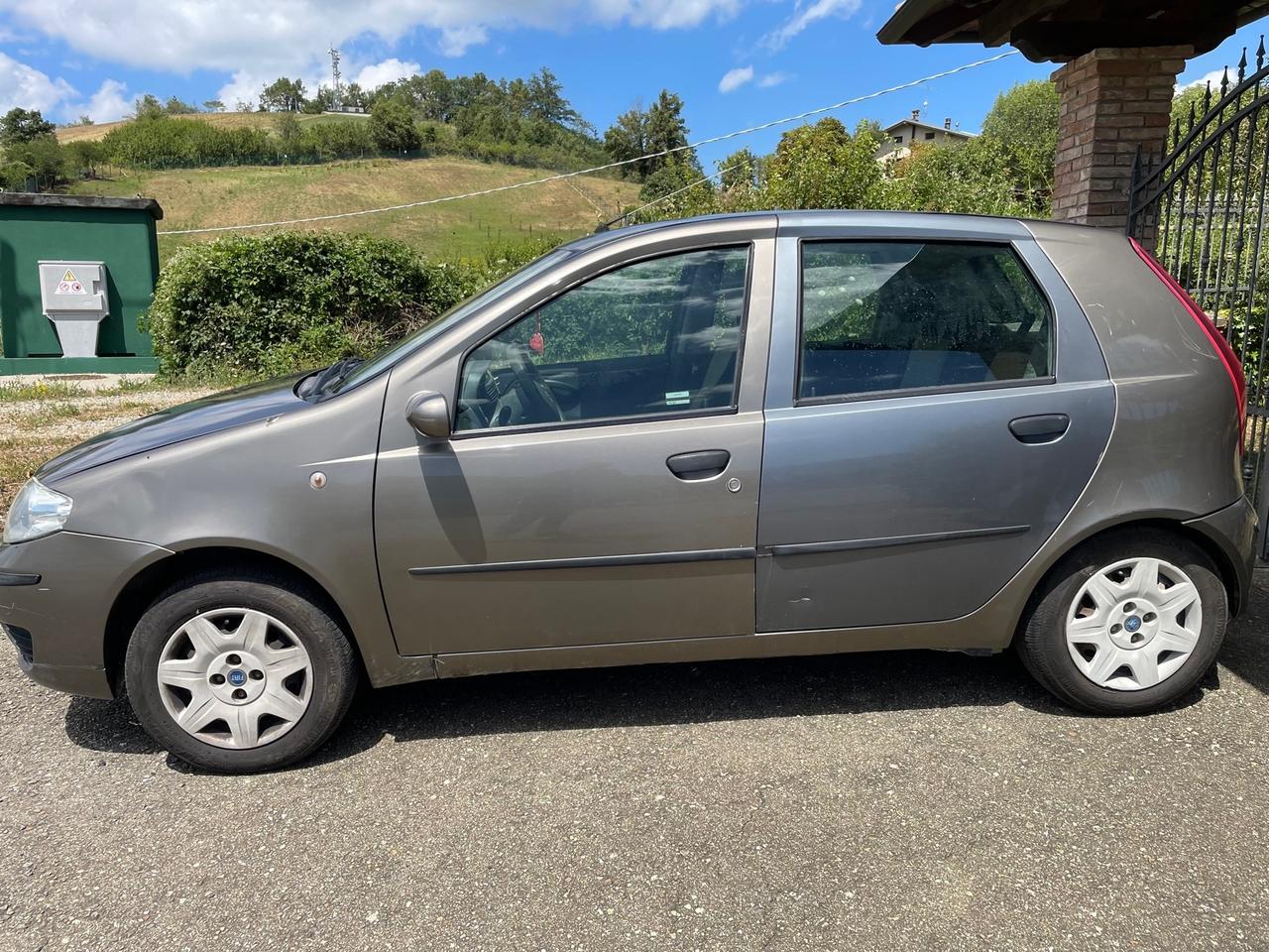 Fiat punto*solo per OPERATORI DEL SETTORE *