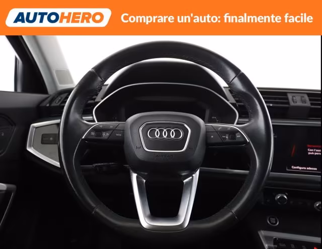 AUDI Q3 35 TDI