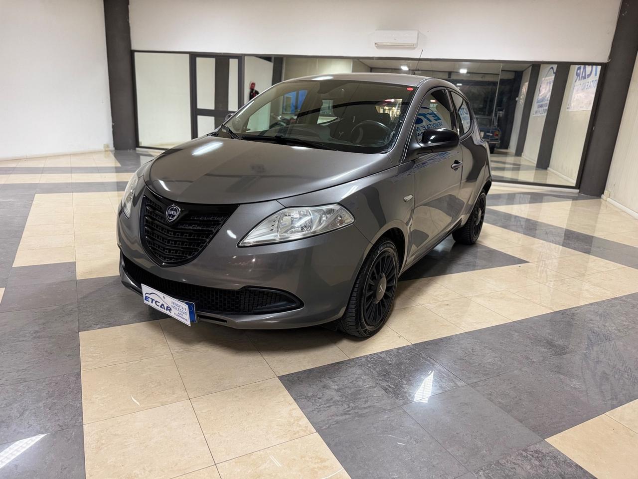 Lancia Ypsilon 1.2 69 CV 5 porte GPL Ecochic Gold