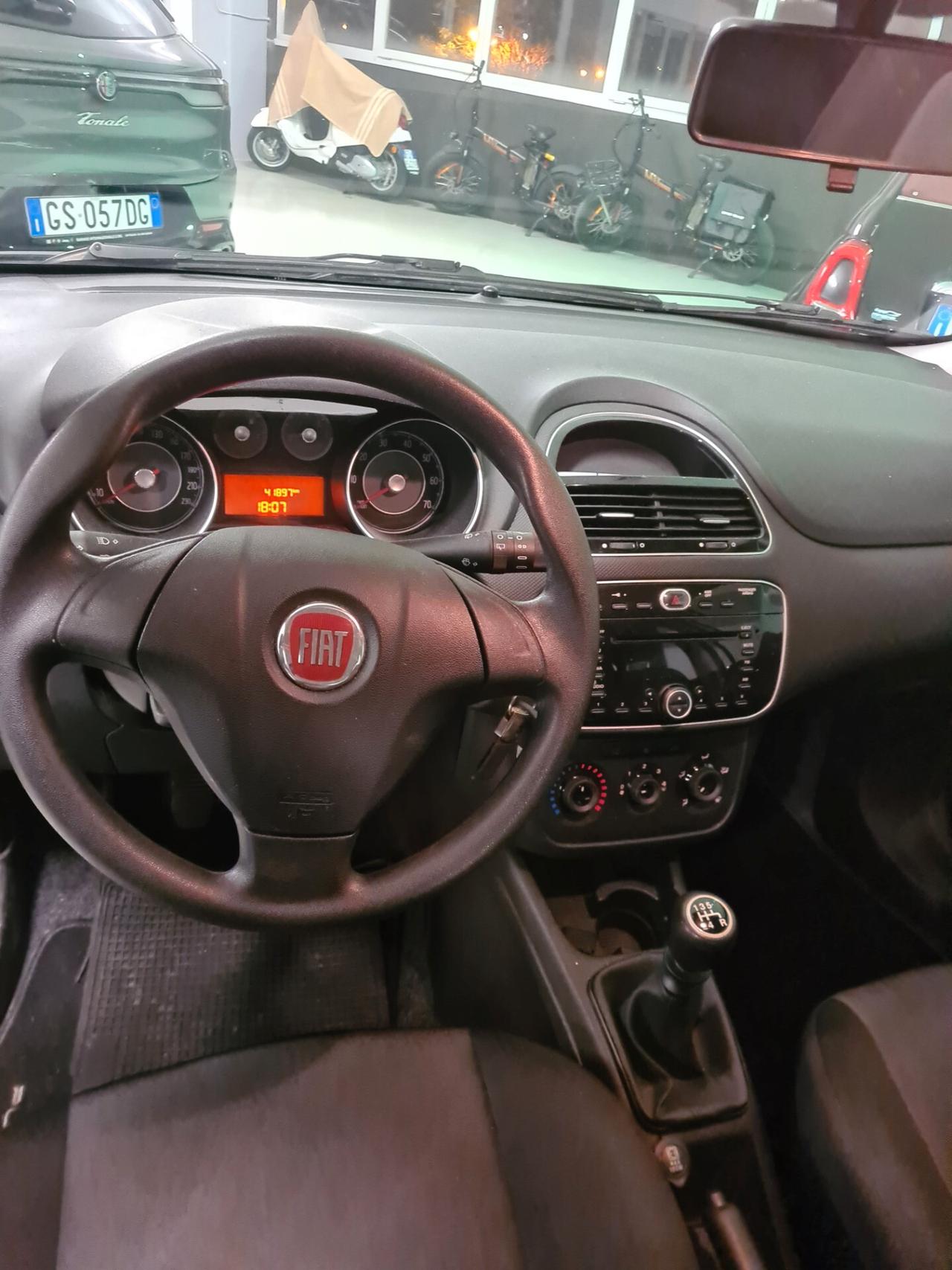 Fiat Punto 1.2 8V 5 porte Street
