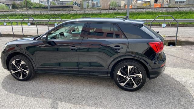 AUDI Q2 1.6 TDI Business Design