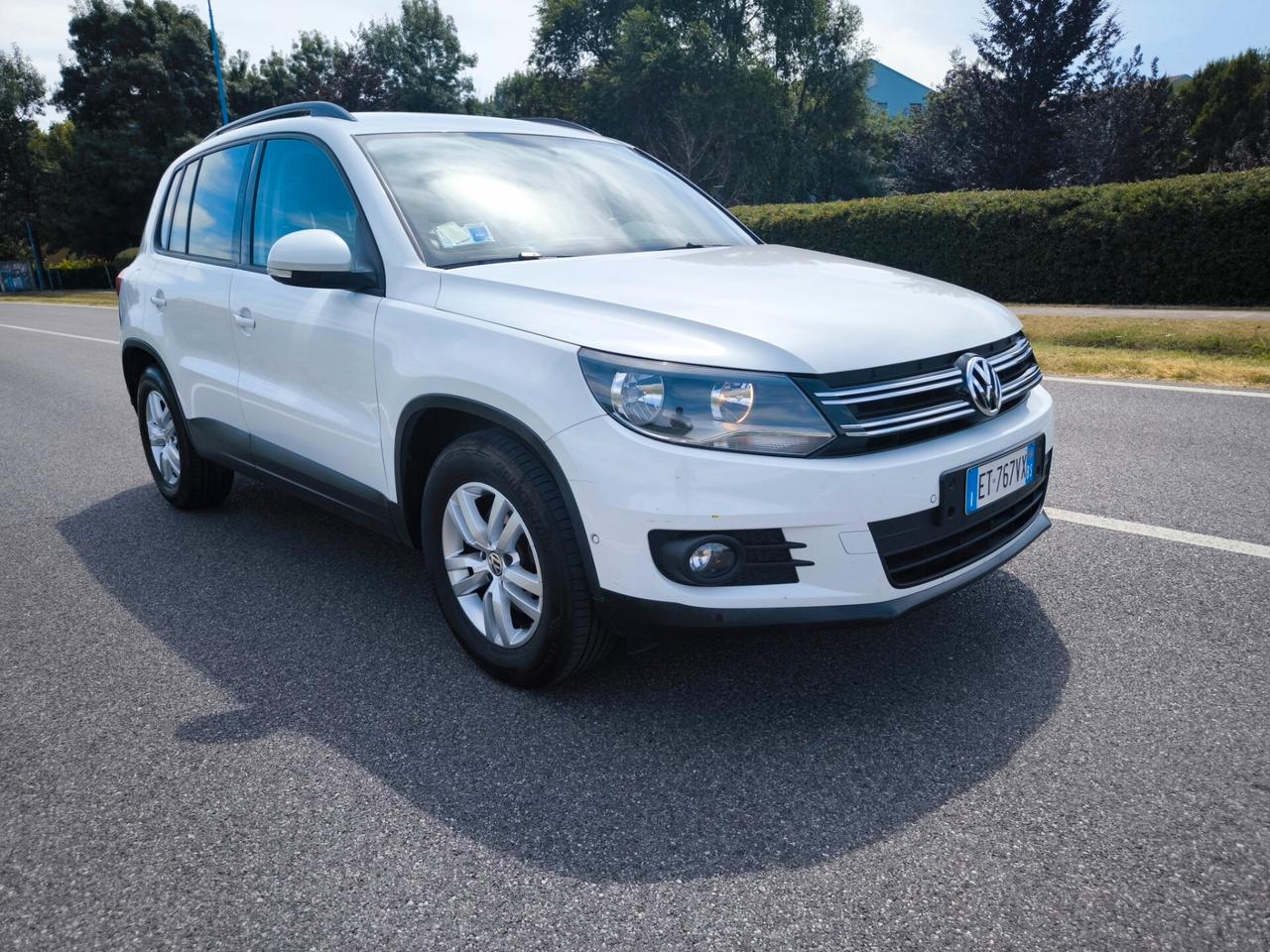 VOLKSWAGEN TIGUAN 1,4 TSI BENZINA 122 CV-OK NEOPATENTATI-GANCIO TRAINO
