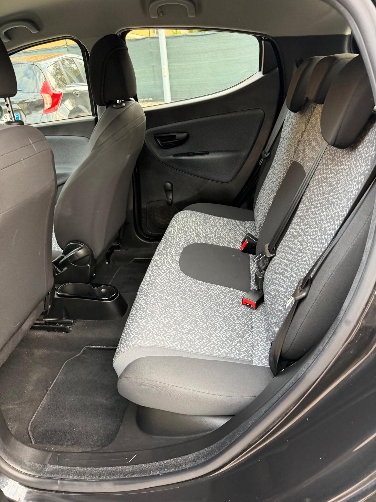 Lancia Ypsilon 1.2 Gpl - NEOPATENTATI - 12 MESI DI GARANZIA -