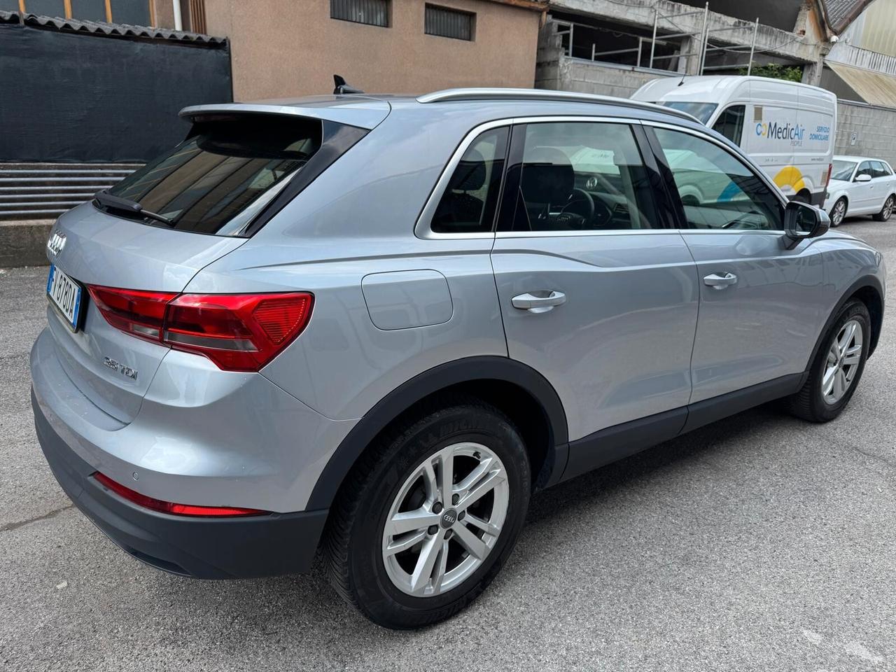 Audi Q3 2.0 TDI 150 CV S tronic Business*NAVI*CERCHI*EURO 6