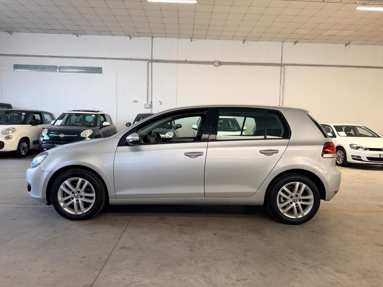 Volkswagen Golf 1.6 TDI DPF DSG 5p. Highline