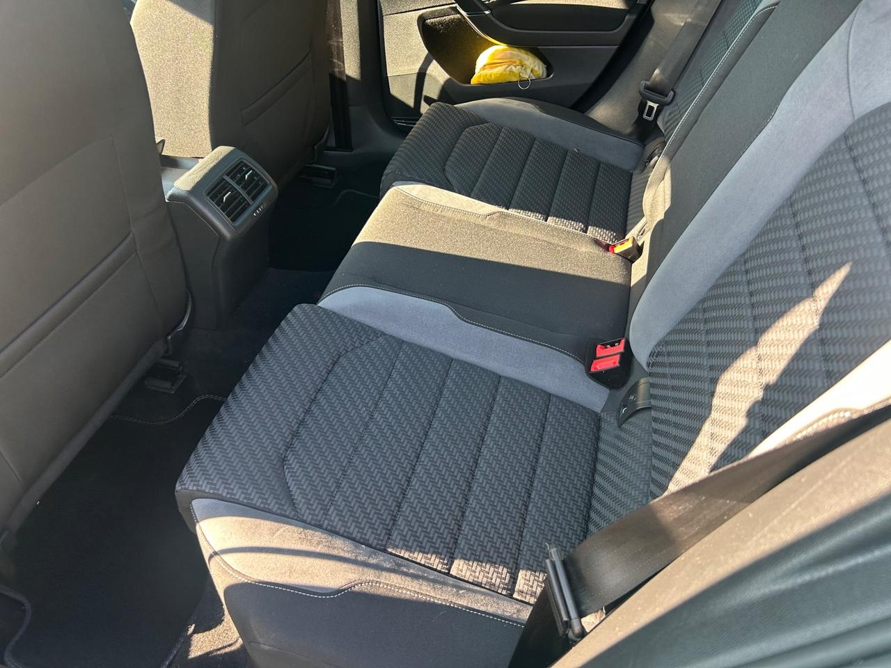 Volkswagen Golf 1.4 TSI 125 CV DSG R Line BlueMotion Tech.