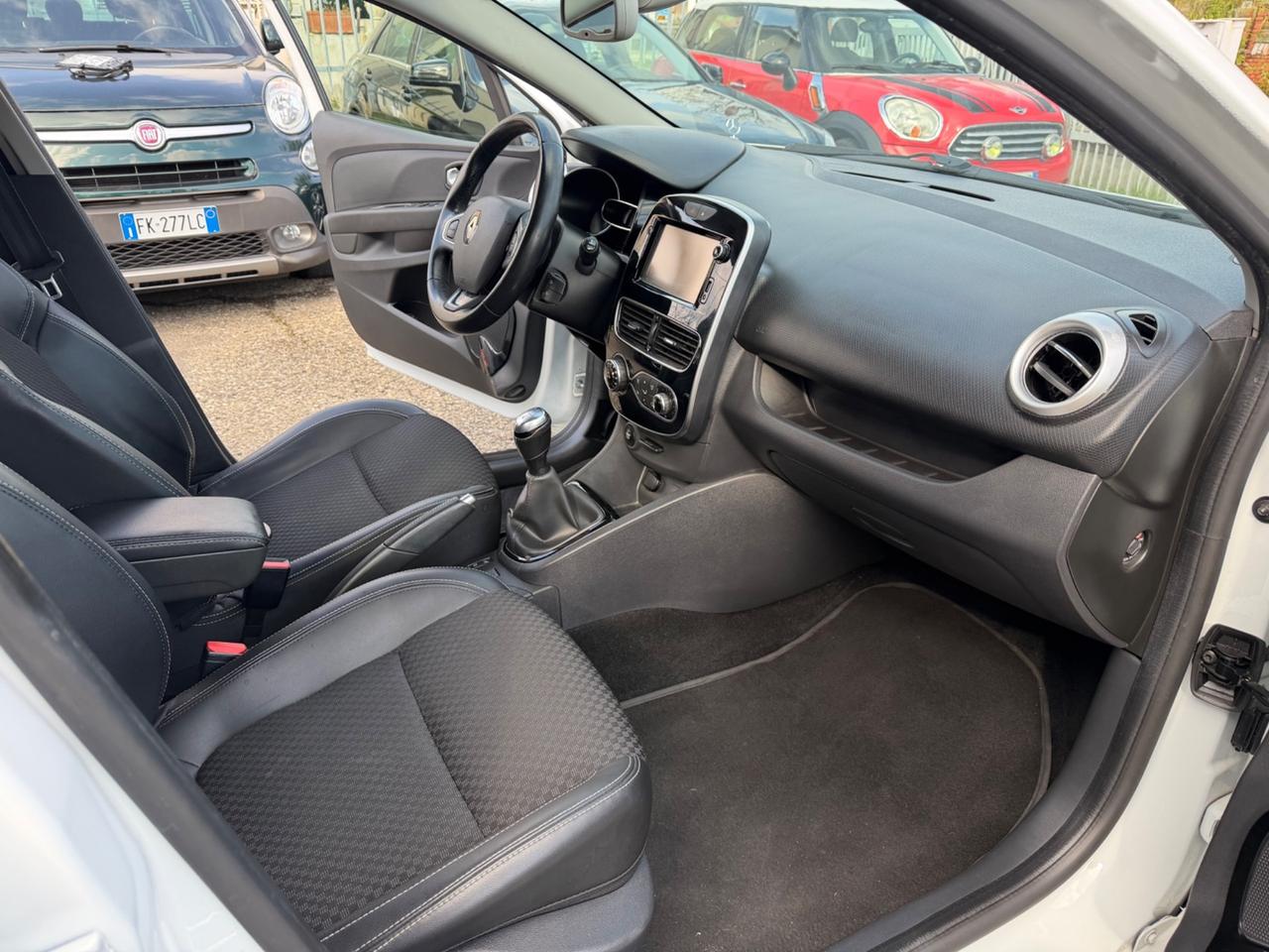 Renault Clio dCi 8V 75 CV Start&Stop 5 porte Energy Duel