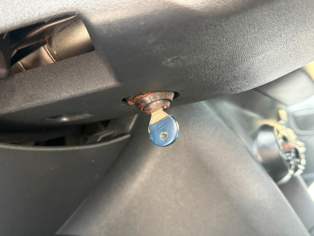 Peugeot 208 1.4 HDi 68CV 5P UNICOPROPRIETARIO