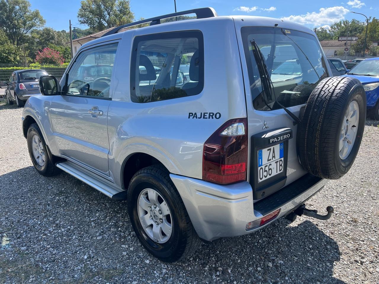 Mitsubishi Pajero 2.5 TDI 3p. GLX
