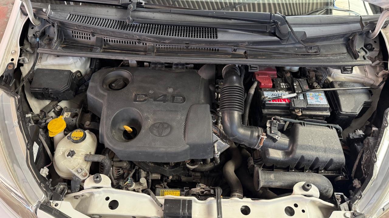 Toyota Yaris 1.4 D-4D 5 porte Lounge