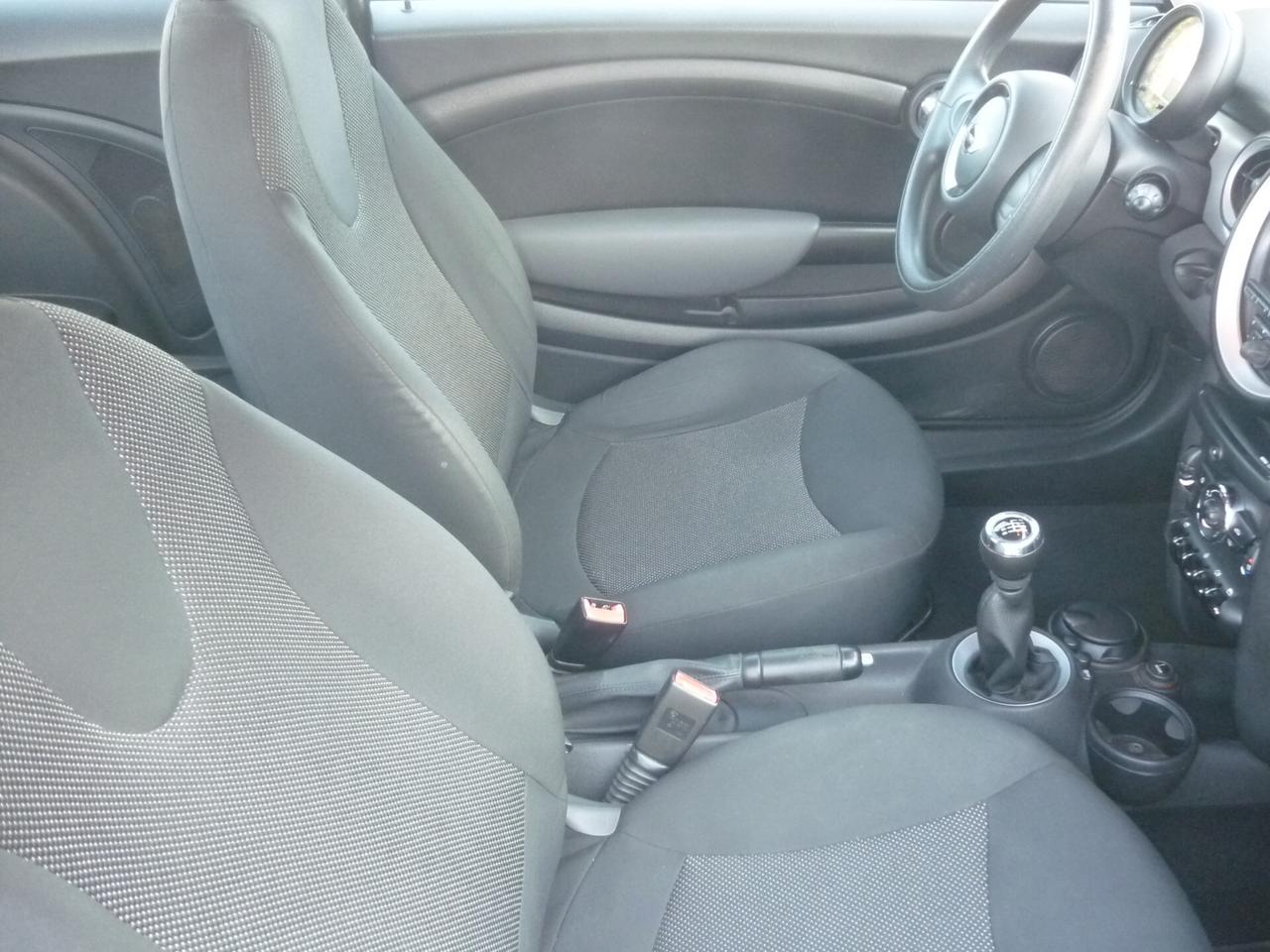 Mini 1.6 16V One (55kW)