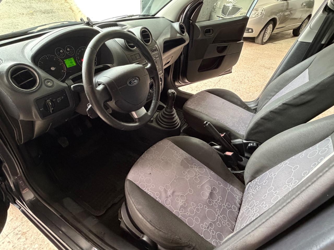 Ford Fiesta 1.4 TDCi 5p. UNICO PROPRIETARIO