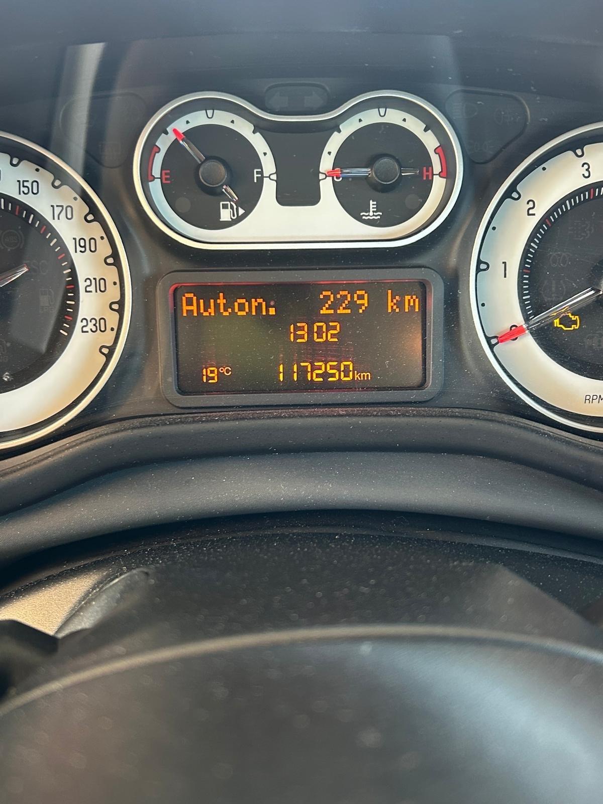 Fiat 500L 1.3 Multijet 95 CV Pop Star ok neopatentati