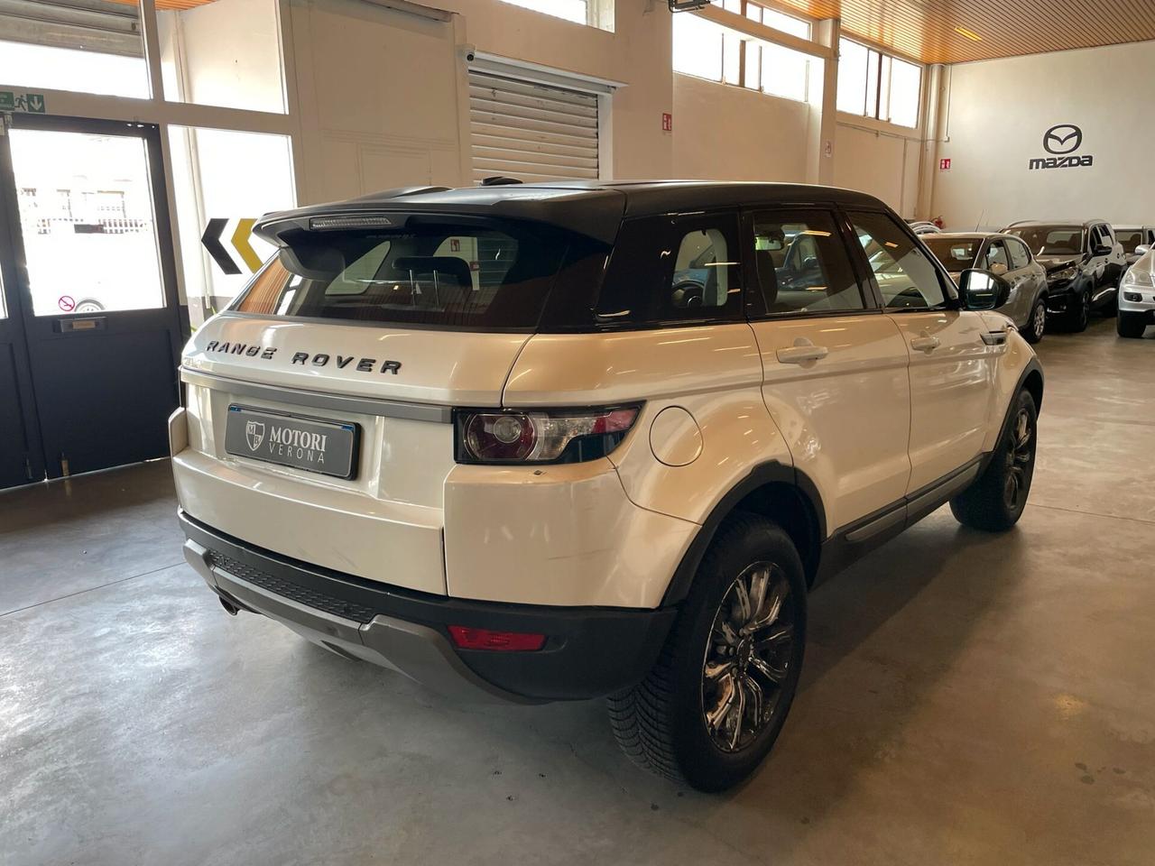Land Rover Range Evoque 2.2 Sd4 5p. Pure