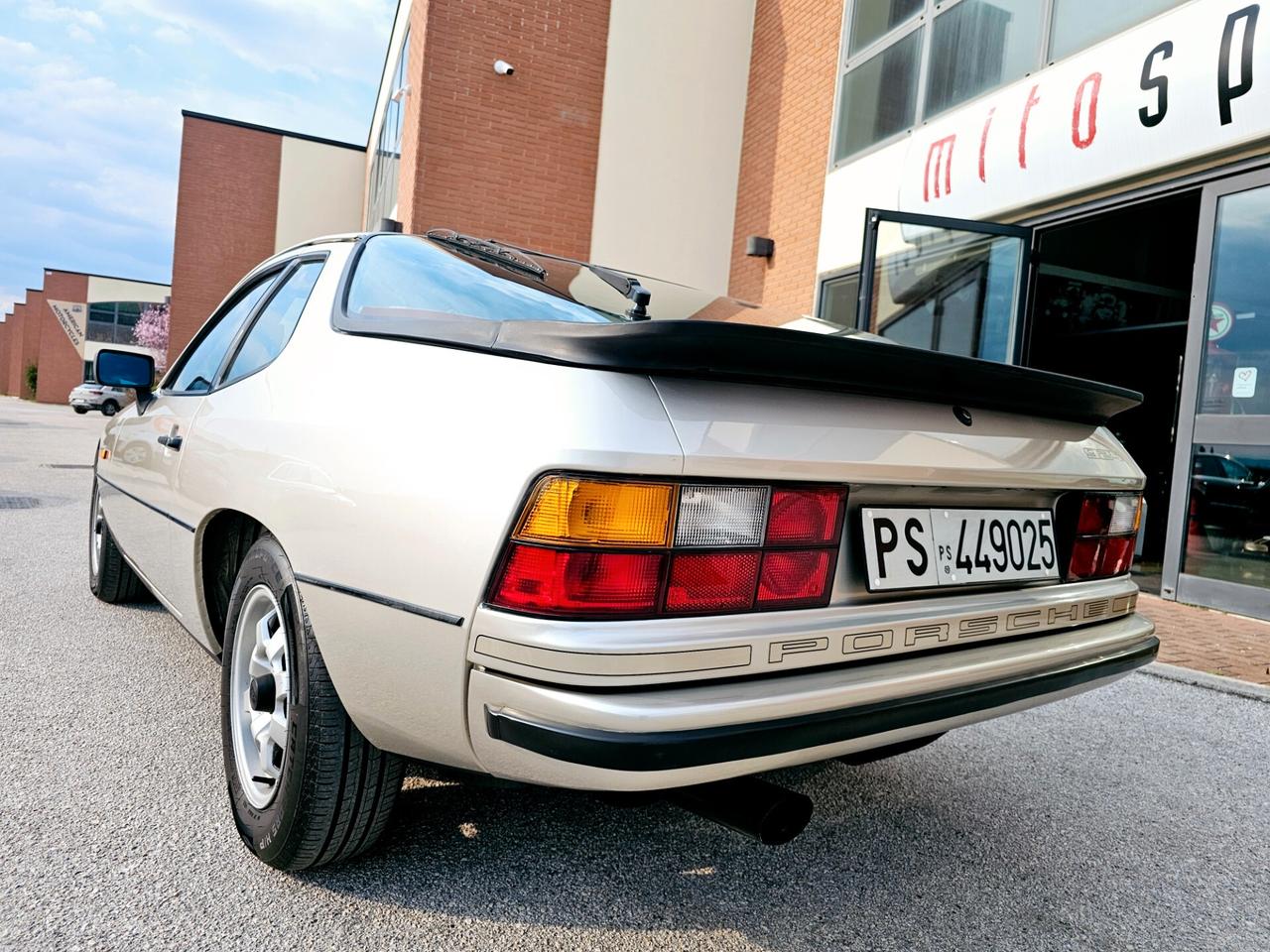 Porsche 924 2.0 Asi restauro Totale