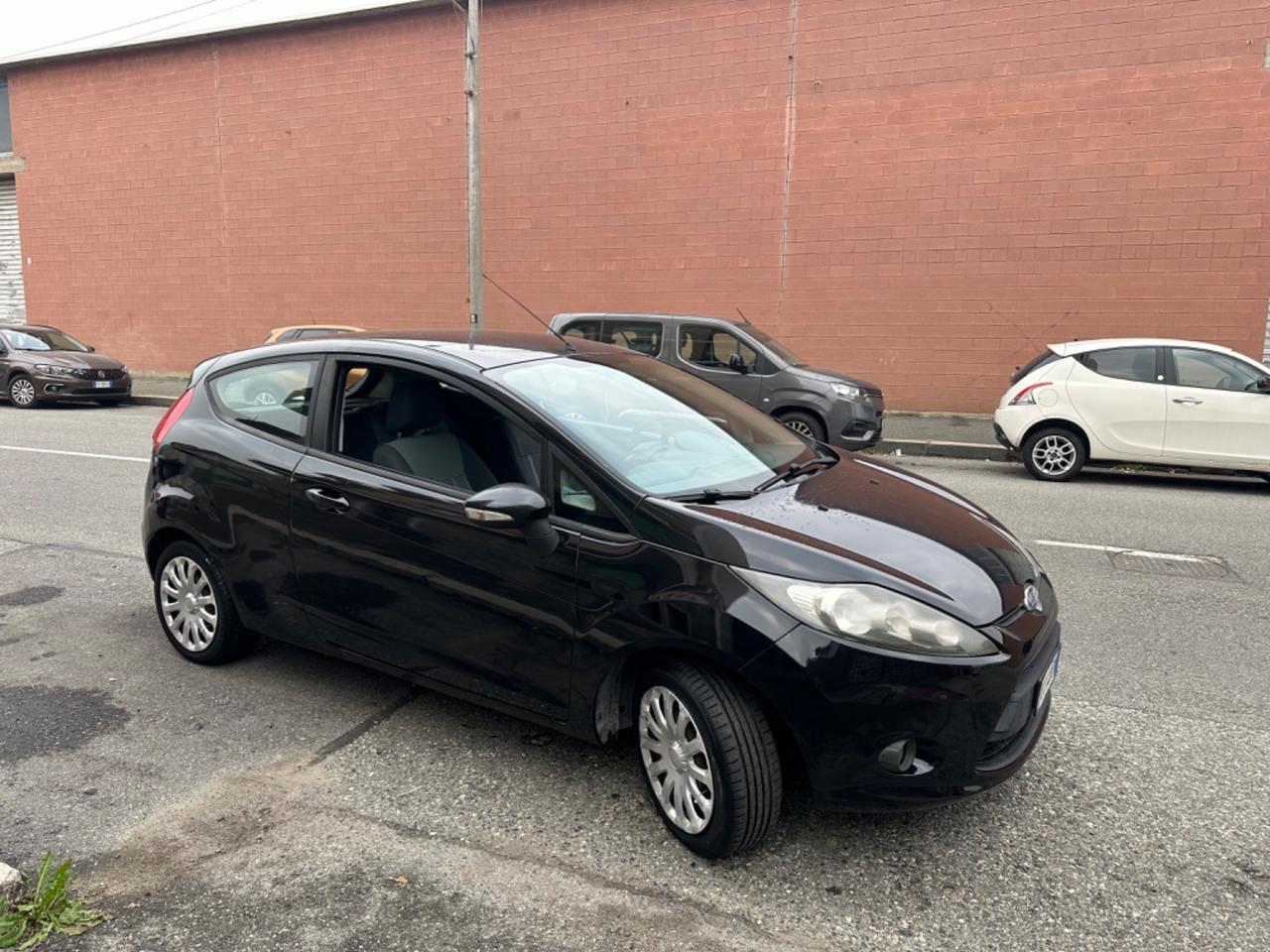 Ford Fiesta 1.2 82CV 3 porte Titanium