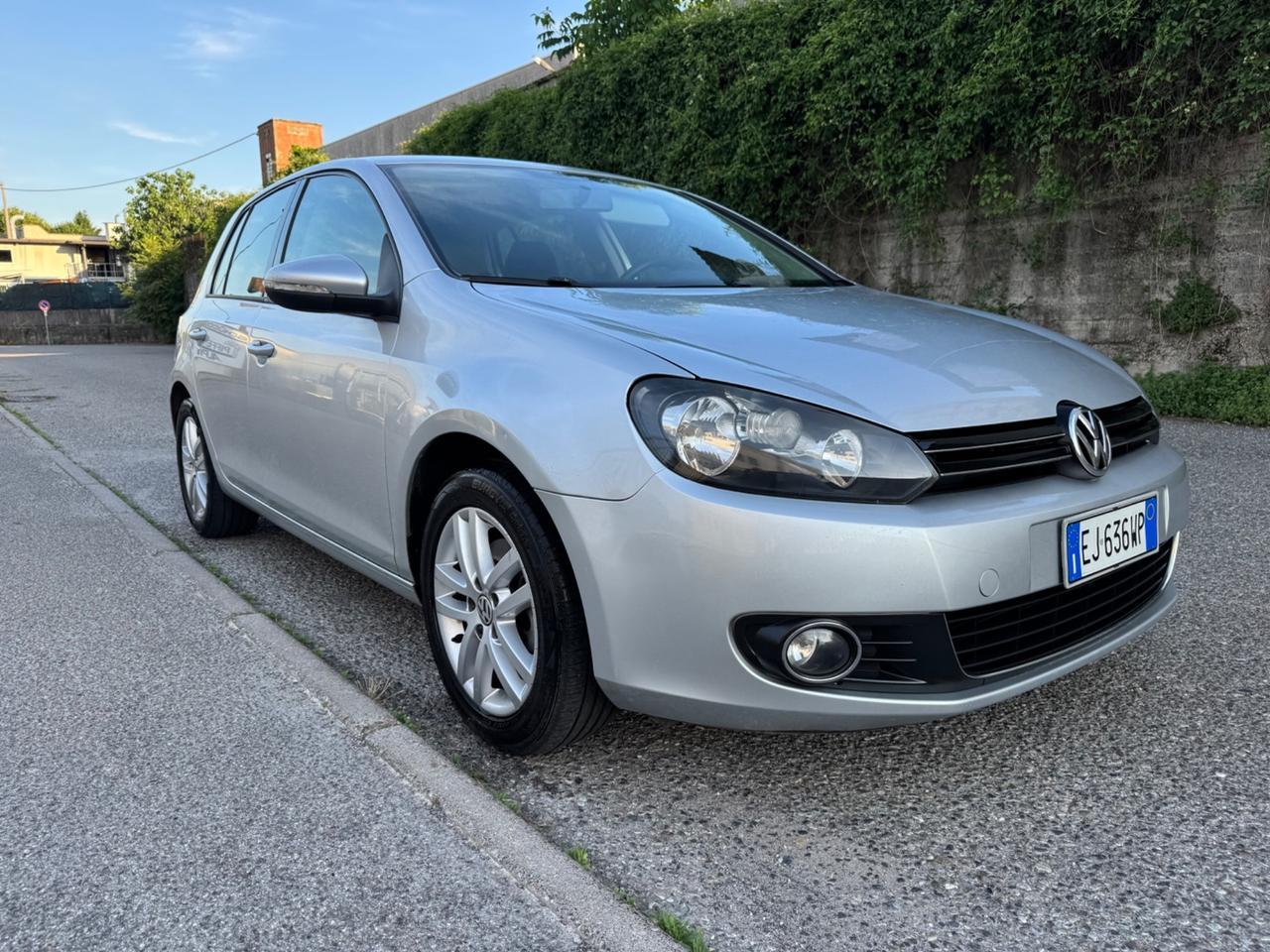 Volkswagen Golf Benzina idonea anche ai neopatentati