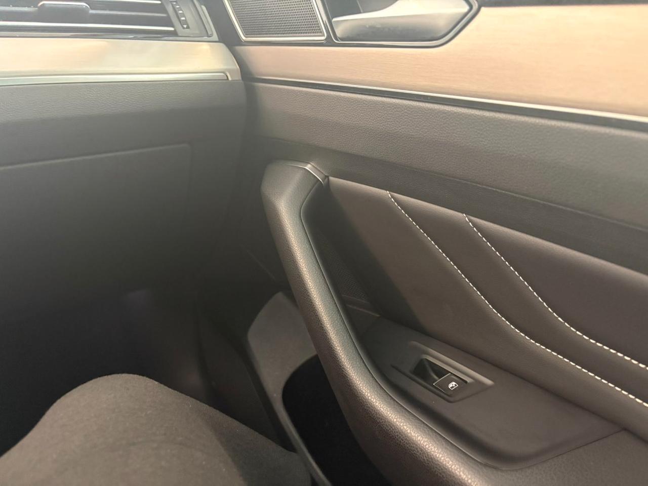 Volkswagen Passat Variant 2.0 tdi Executive 150cv dsg
