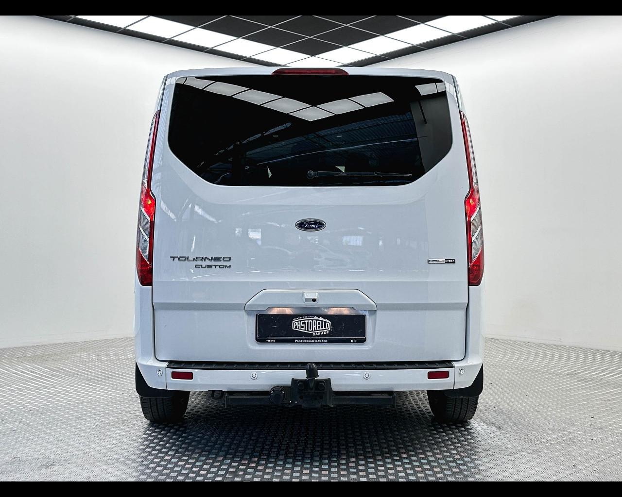 FORD Tourneo Custom 1ª s - Tourneo Custom 320 2.0 EcoBlue 130CV MHEV PC Titanium