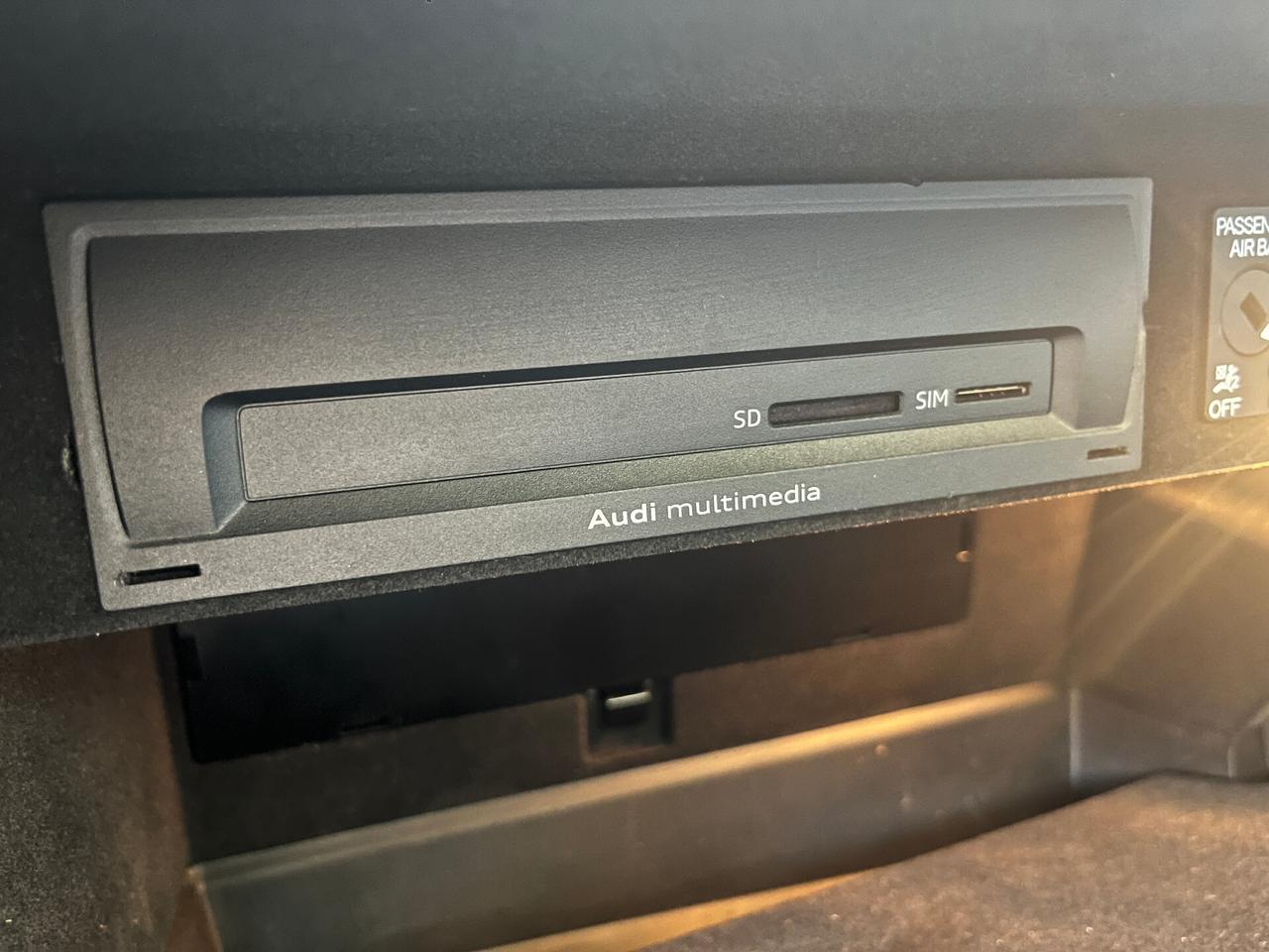 Audi Q3 35 TDI S tronic Business
