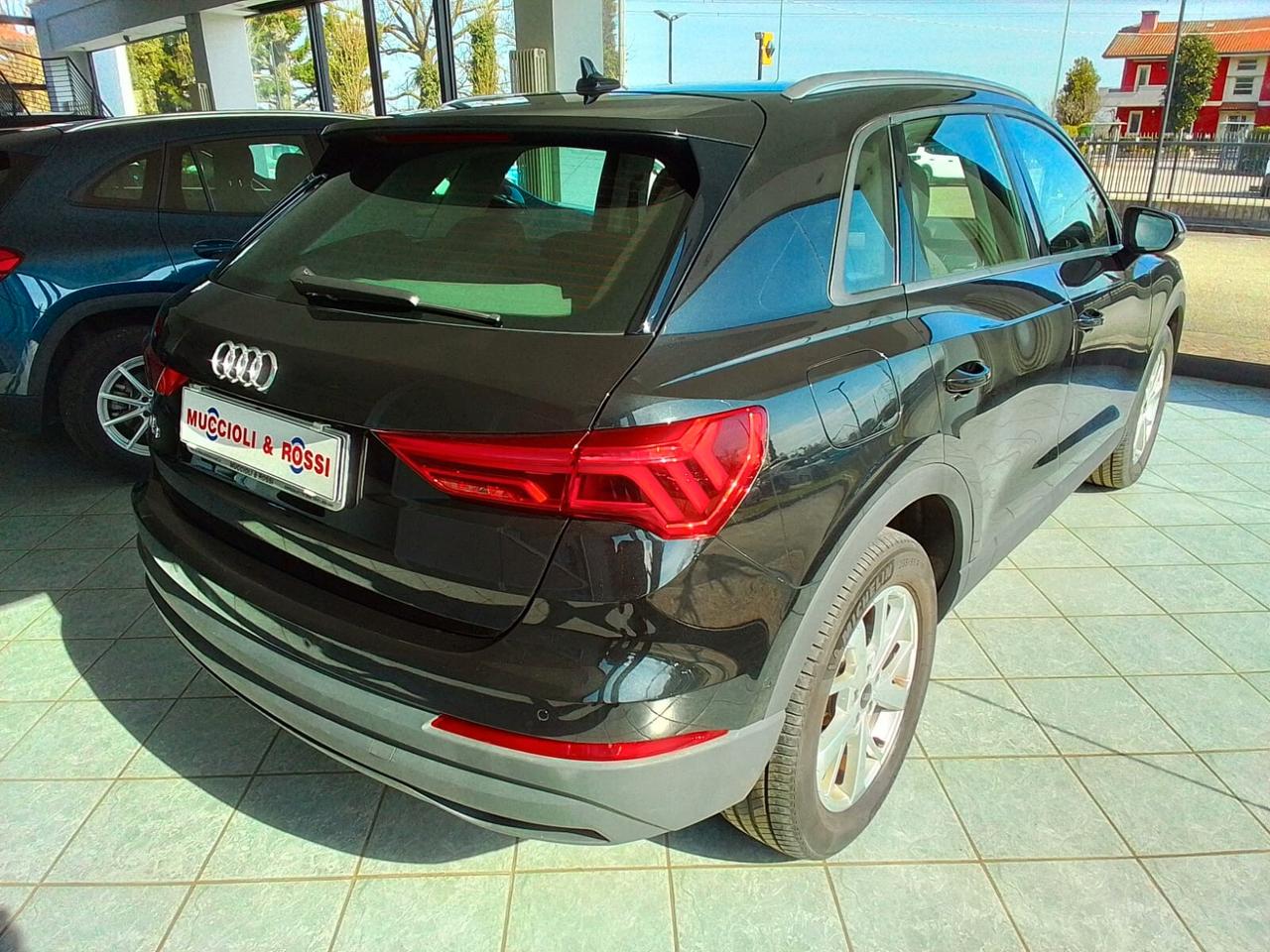Audi Q3 45 TFSI e 150cv S-tronic Business