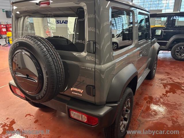 SUZUKI Jimny 1.5 5MT Top