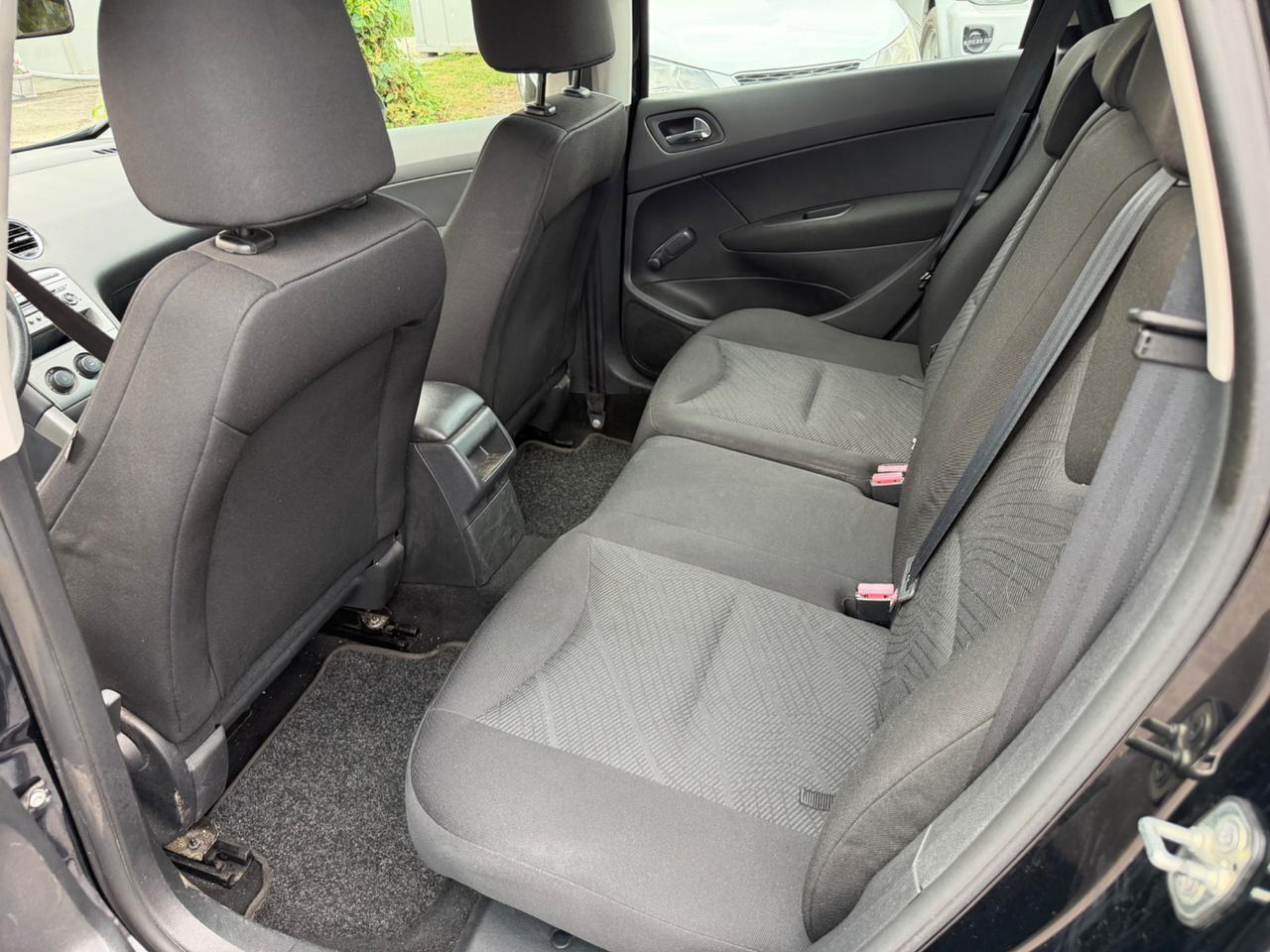 Peugeot 308 1.6 8V HDi 93CV 5p. Business