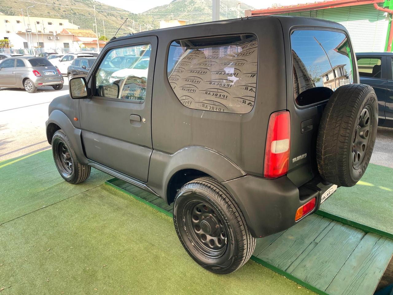 Suzuki Jimny 1.3i 16V cat 4WD JLX