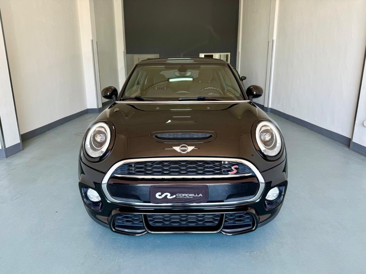 Mini Mini Cooper 2.0 SD Hype JCW 3p