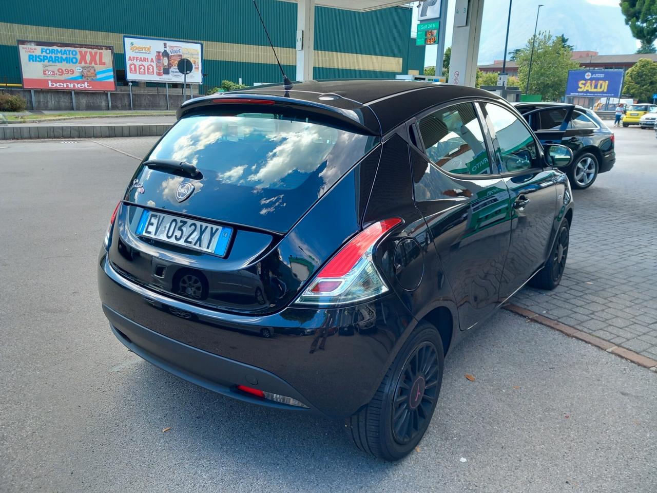 Lancia Ypsilon 1.2 EURO 6 Platinum